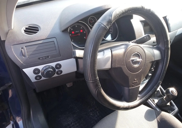 Opel Astra cena 6500 przebieg: 327323, rok produkcji 2004 z Wołomin małe 106
